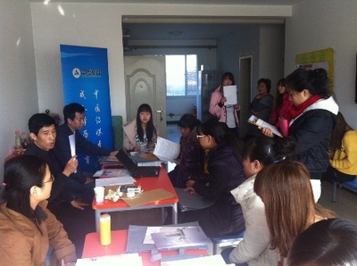 十八大精神引領下的服務新篇 遠程與繼續(xù)教育學院深入企業(yè)，拓展招生與咨詢服務新路徑